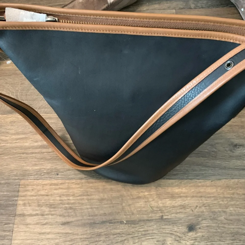 NWT Coach 75th Anniversary calf leather Limited Addition Duffel Shoulder bucket